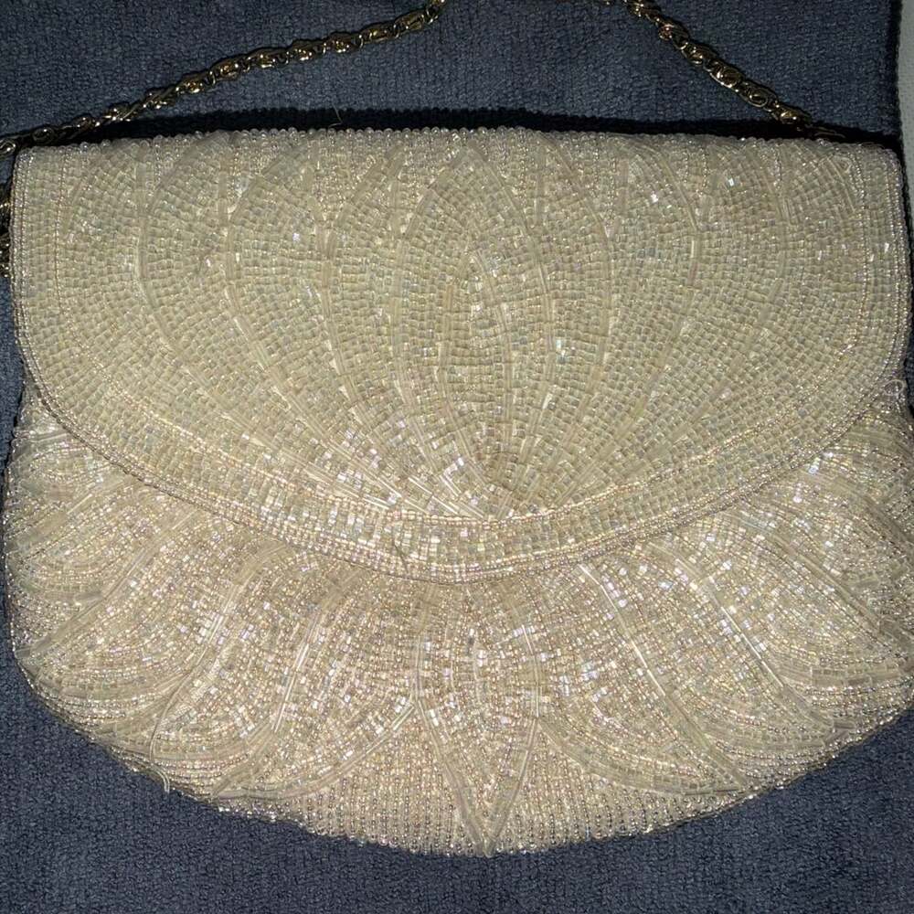 La Regale Vintage White Iridescent Beaded Evening Bag Clutch with Chain Strap